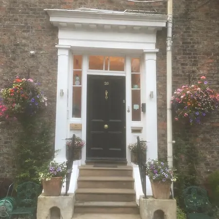 Bed & Breakfast Crook 4*