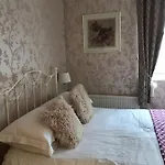 Crook 4* York